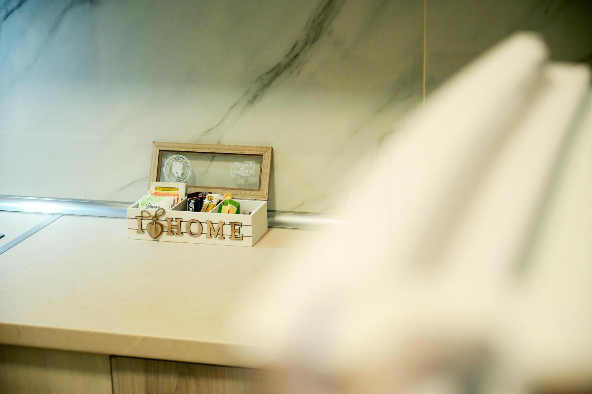 Appartamento Modern Downtown Flat By Golden H&R Salonicco Esterno foto