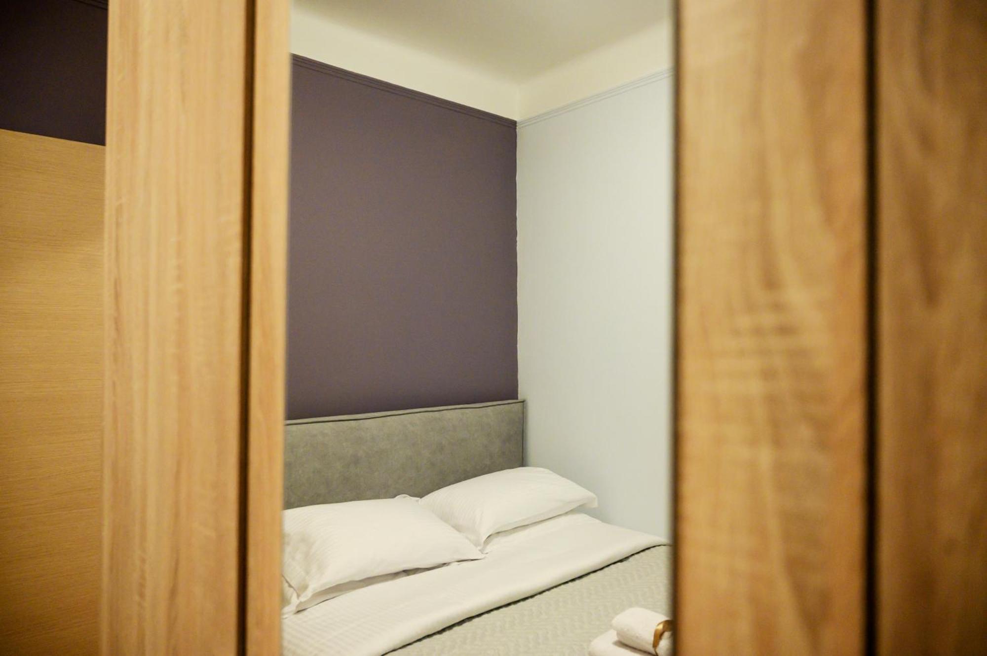 Appartamento Modern Downtown Flat By Golden H&R Salonicco Esterno foto