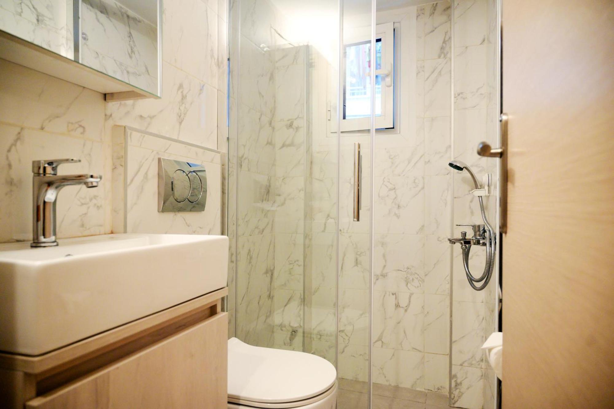 Appartamento Modern Downtown Flat By Golden H&R Salonicco Esterno foto